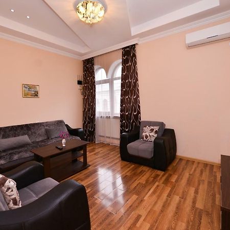 Apartment Kera Кутаїсі Екстер'єр фото